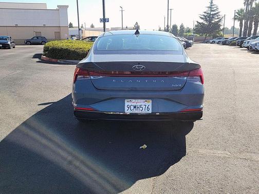 2023 Hyundai ELANTRA HEV Limited