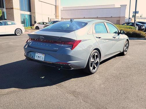 2023 Hyundai ELANTRA HEV Limited