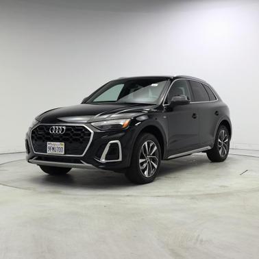 Mythos Black Metallic 2023 Audi Q5 45 S line Premium Plus