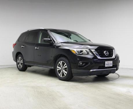 2020 Nissan Pathfinder SL 2WD