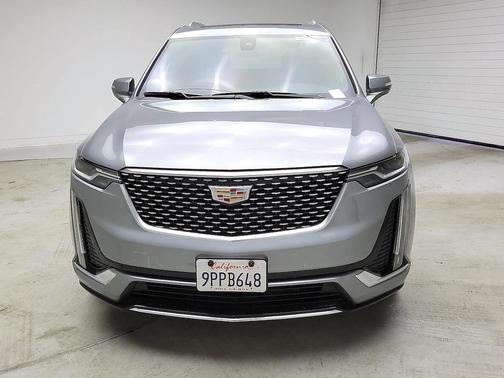 2025 Cadillac XT6 Premium Luxury AWD