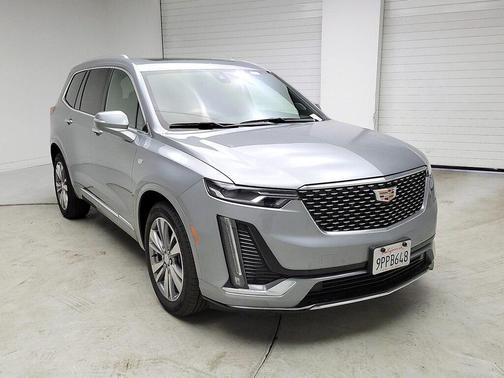 2025 Cadillac XT6 Premium Luxury AWD