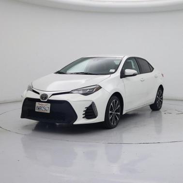 Blizzard Pearl 2018 Toyota Corolla SE