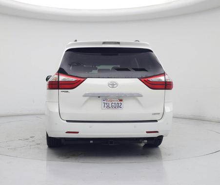 2016 Toyota Sienna XLE Premium