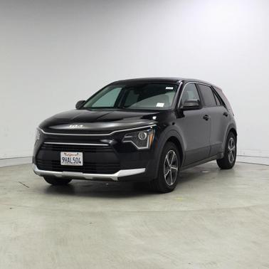 2023 Kia Niro LX