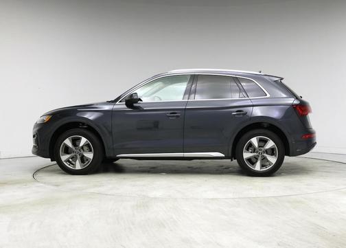 2022 Audi Q5 40 Premium Plus
