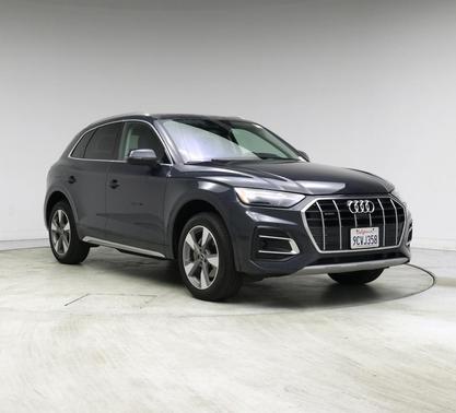 2022 Audi Q5 40 Premium Plus