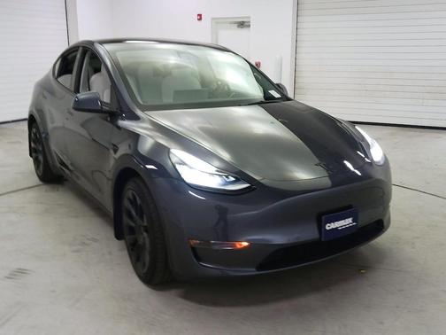 2022 Tesla Model Y Long Range Dual Motor All-Wheel Drive