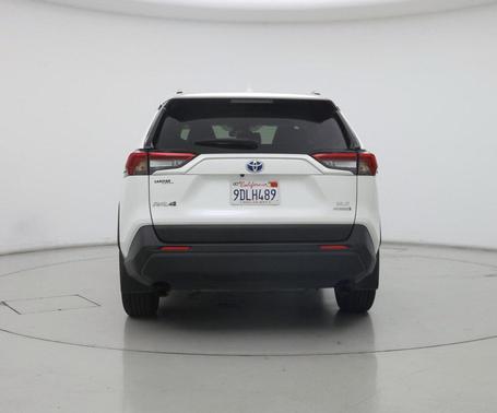 Blizzard Pearl 2022 Toyota RAV4 Hybrid XLE Premium