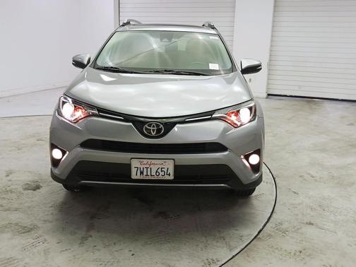 Silver Sky Metallic 2017 Toyota RAV4 XLE