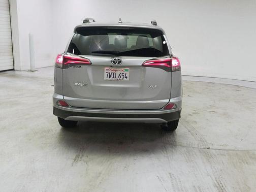 Silver Sky Metallic 2017 Toyota RAV4 XLE