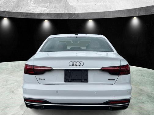 2024 Audi A4 45 S line Premium Plus