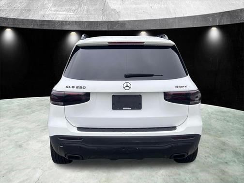 2023 Mercedes-Benz GLB 250 4MATIC