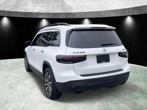 2023 Mercedes-Benz GLB 250 4MATIC