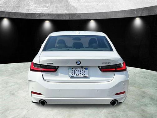 2024 BMW 330 i xDrive