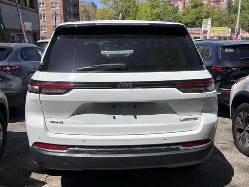 2022 Jeep Grand Cherokee Limited X