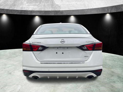 2022 Nissan Altima Platinum Intelligent AWD