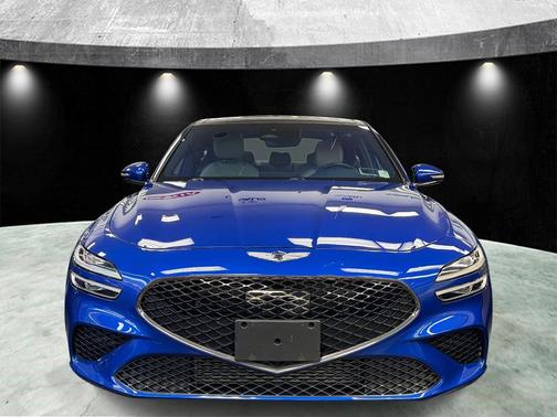 2023 Genesis G70 2.0T AWD