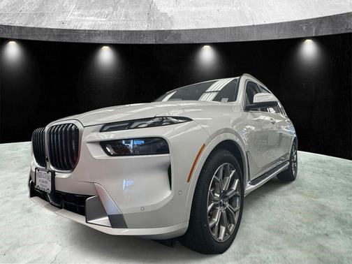 2023 BMW X7 xDrive40i