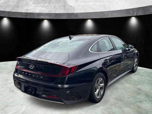 2022 Hyundai SONATA SE