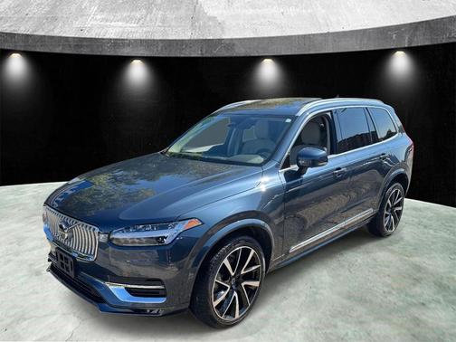 2024 Volvo XC90 B6 Plus Bright Theme 7-Seater