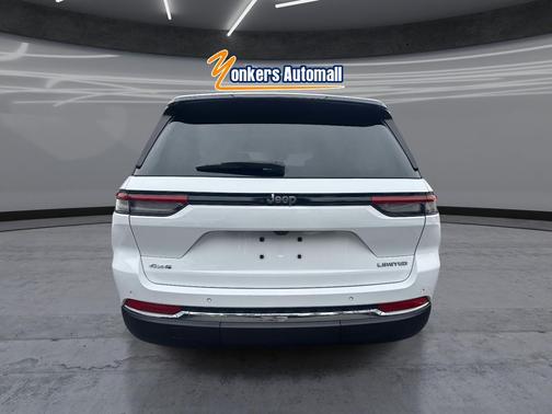 Bright White Clearcoat 2023 Jeep Grand Cherokee Limited