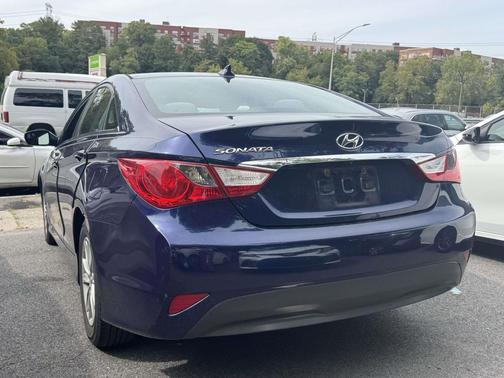2014 Hyundai SONATA GLS