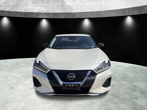 2023 Nissan Maxima SV Xtronic CVT