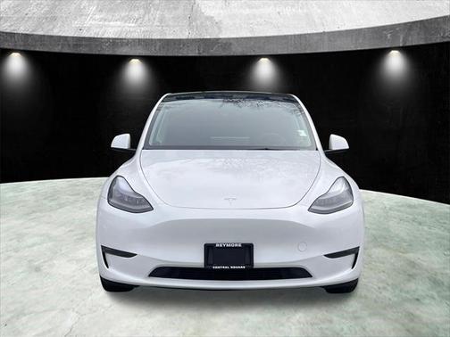 2024 Tesla Model Y Long Range Dual Motor All-Wheel Drive