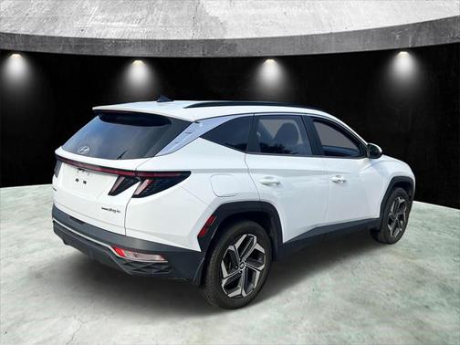 2022 Hyundai TUCSON Plug-In Hybrid SEL