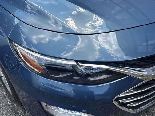 Lakeshore Blue Metallic 2024 Chevrolet Malibu 1LS