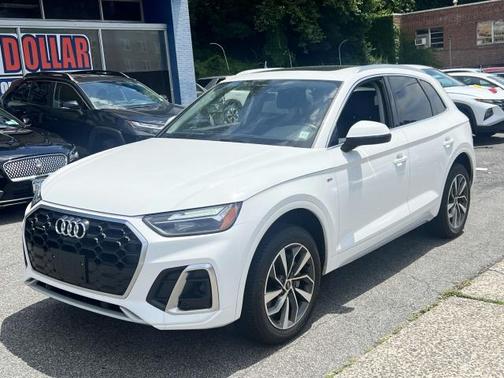 2023 Audi Q5 45 S line Premium Plus