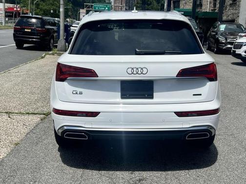 2023 Audi Q5 45 S line Premium Plus