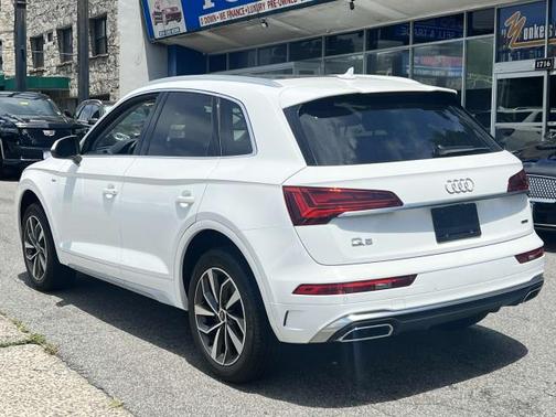 2023 Audi Q5 45 S line Premium Plus
