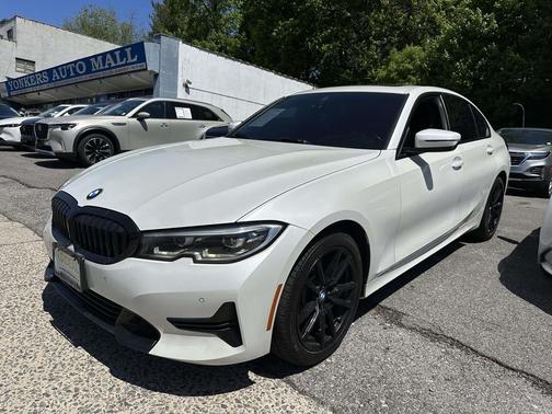 Mineral White Metallic 2019 BMW 330 xDrive