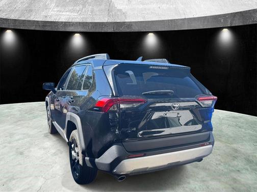 2022 Toyota RAV4 Adventure