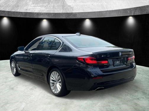 2022 BMW 530 i xDrive