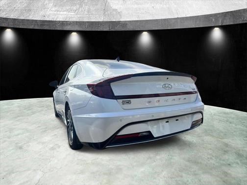 2021 Hyundai SONATA Limited 2.0T
