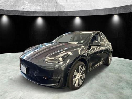 2024 Tesla Model Y Long Range Dual Motor All-Wheel Drive