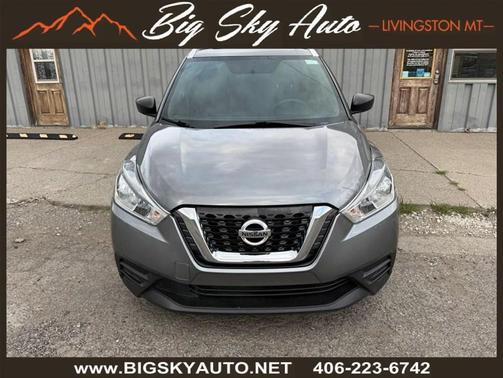 Gun Metallic 2018 Nissan Kicks S