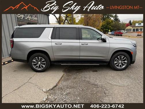 2024 Chevrolet Suburban LT