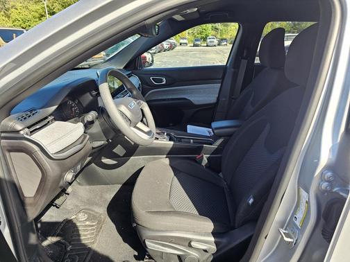2024 Jeep Compass Sport