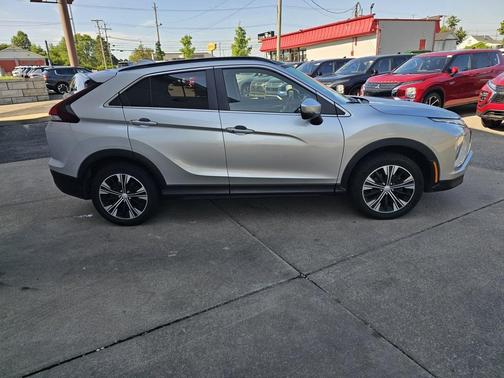2022 Mitsubishi Eclipse Cross SE