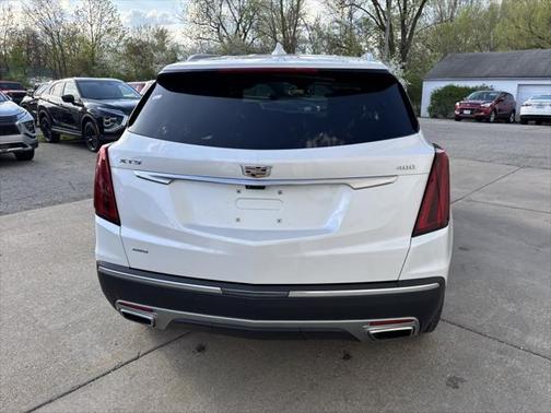 2022 Cadillac XT5 Premium Luxury