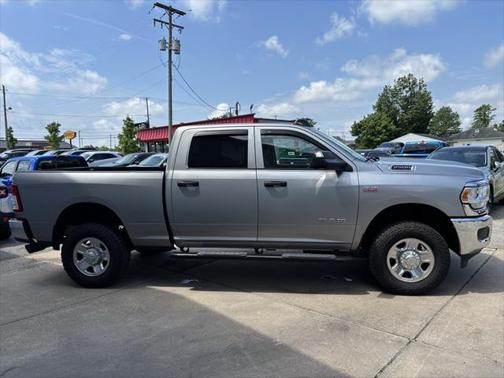 2021 RAM 2500 Tradesman Crew Cab 4x4 6'4' Box