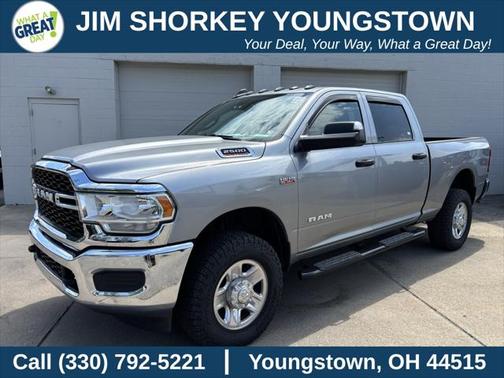 2021 RAM 2500 Tradesman Crew Cab 4x4 6'4' Box