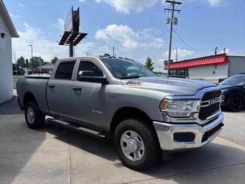 2021 RAM 2500 Tradesman Crew Cab 4x4 6'4' Box