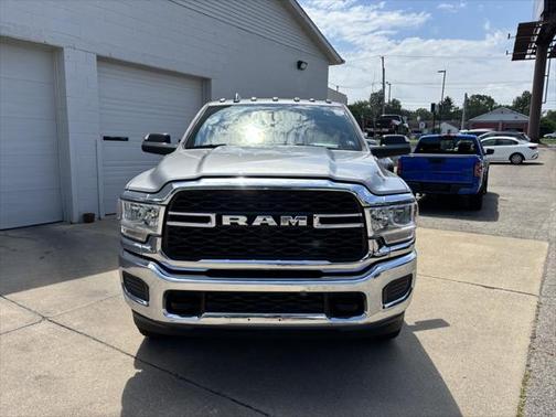 2021 RAM 2500 Tradesman Crew Cab 4x4 6'4' Box