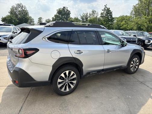 2023 Subaru Outback Touring