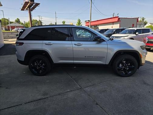 2025 Jeep Grand Cherokee Altitude